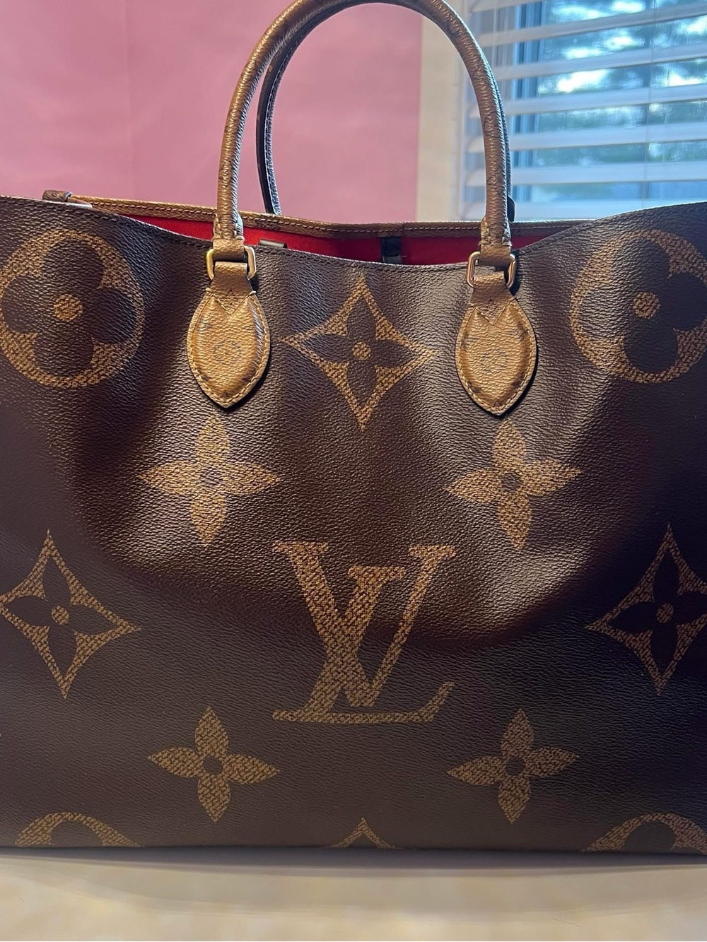 Louis Vuitton Brown Monogram ONTHEGO MM Tote with Red Lining